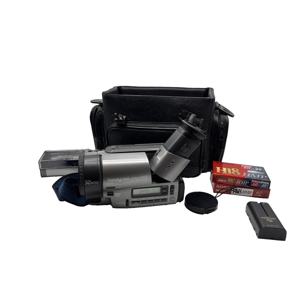 Sony Handycam CCD-TR3000 NTSC Video Hi8 Camcorder Bundle Silver 32x Zoom
